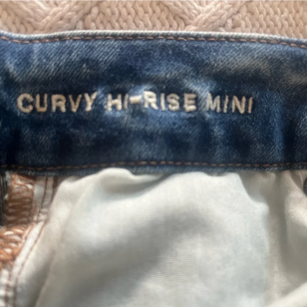 American Eagle Outfitters Denim Distressed Mini Skirt Women’s size 0 - Picture 3 of 12